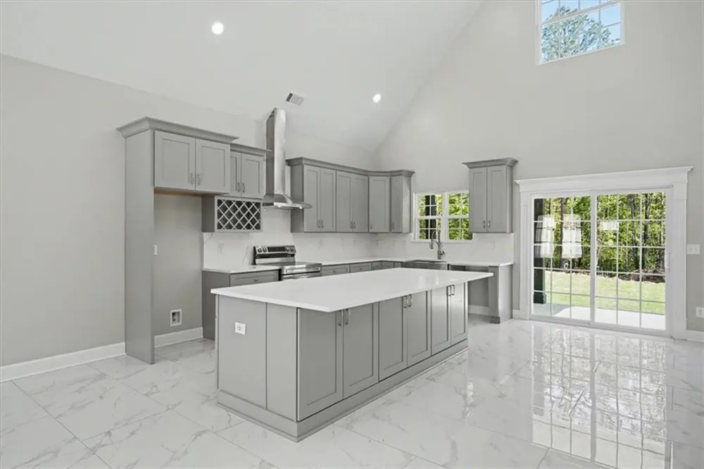 242 Mulberry Lane Lindale, GA 30147