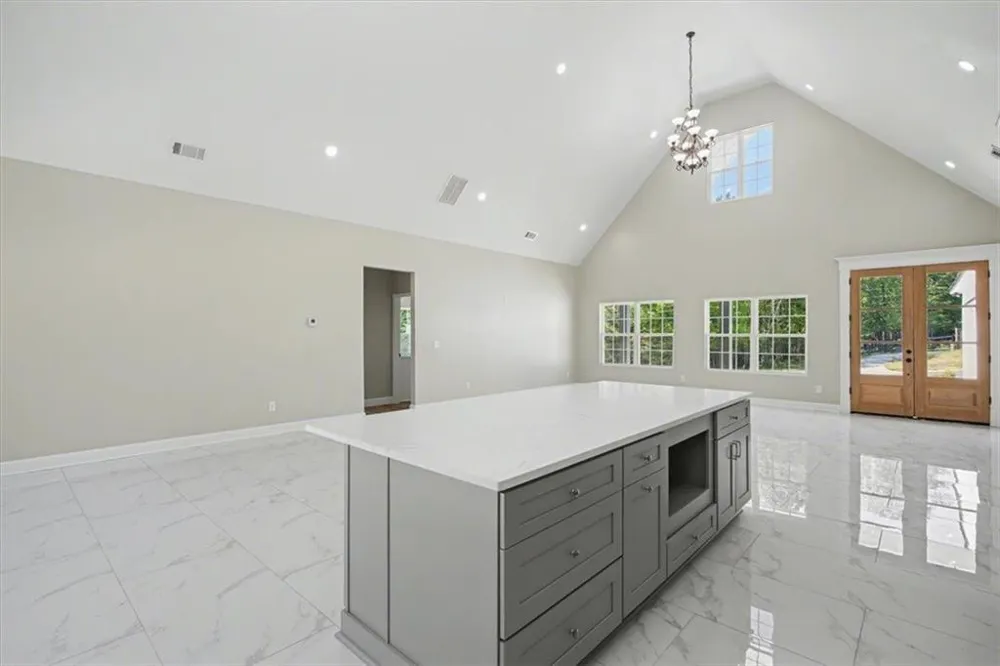 242 Mulberry Lane Lindale, GA 30147