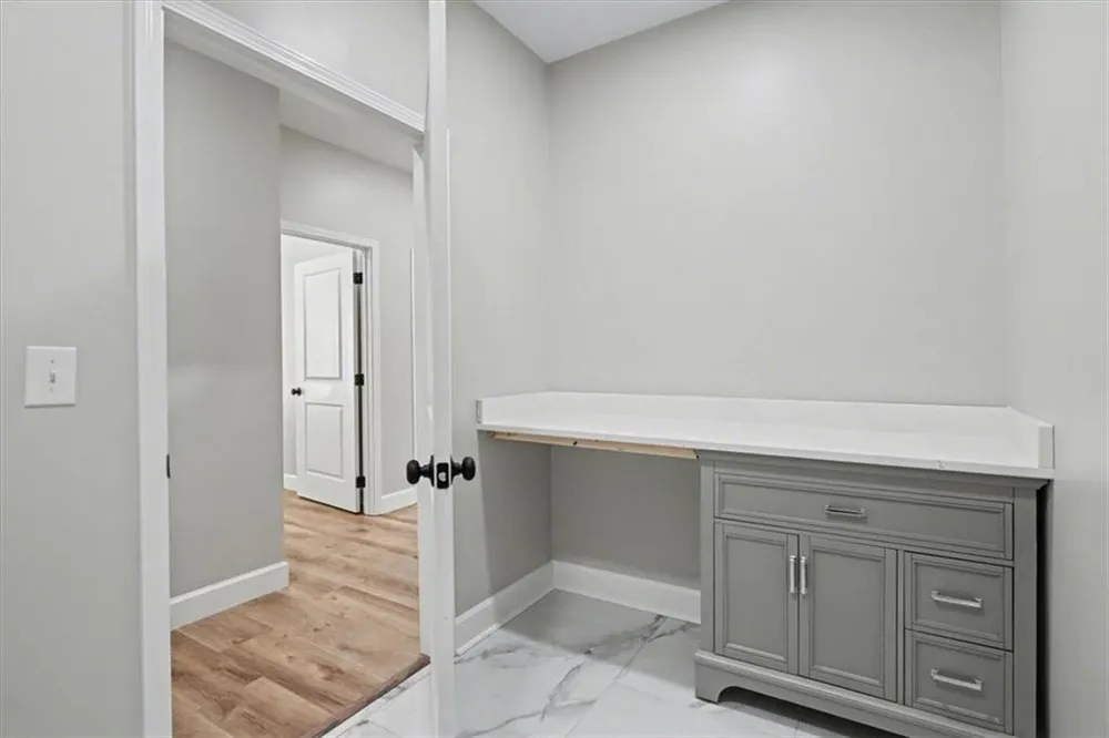 242 Mulberry Lane Lindale, GA 30147