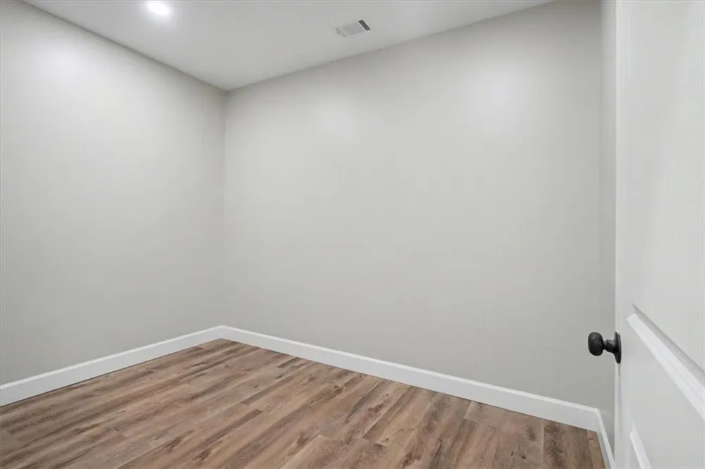 242 Mulberry Lane Lindale, GA 30147