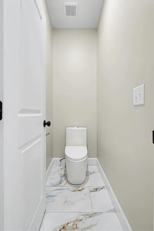 242 Mulberry Lane Lindale, GA 30147