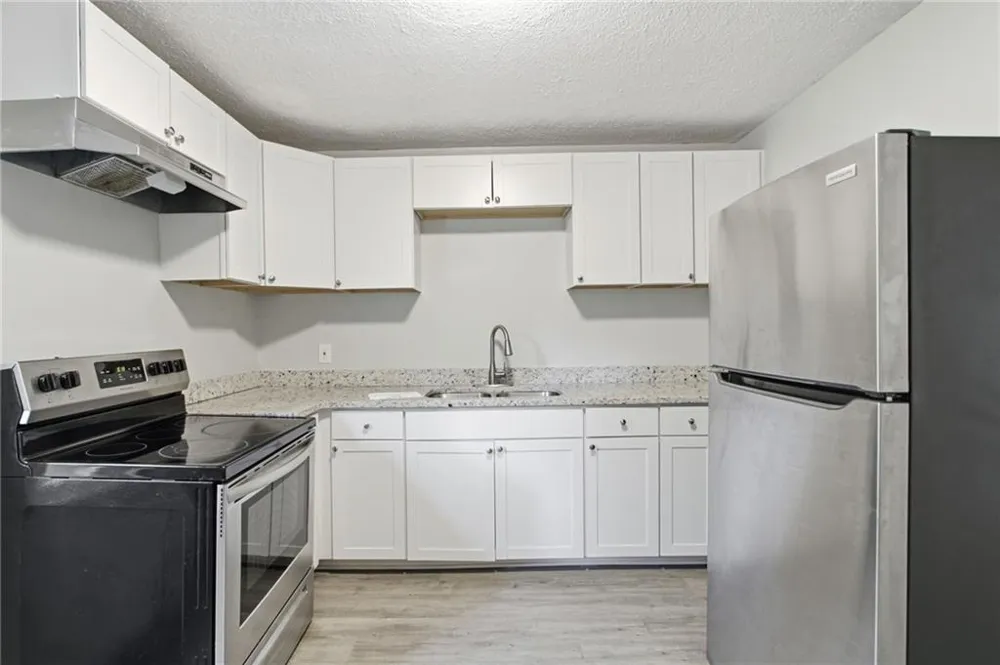 4813 Bartlett Road Forest Park, GA 30297