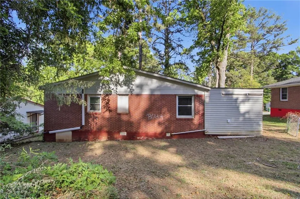 4813 Bartlett Road Forest Park, GA 30297