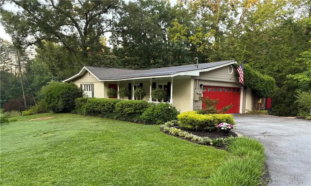 238 Currahee Circle Toccoa, GA 30577