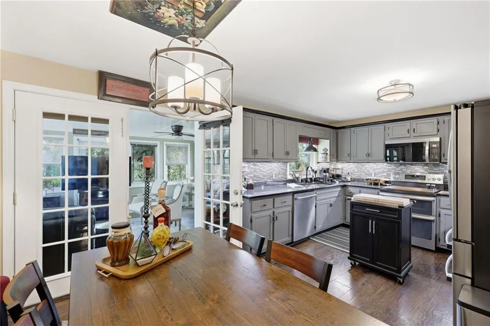 238 Currahee Circle Toccoa, GA 30577