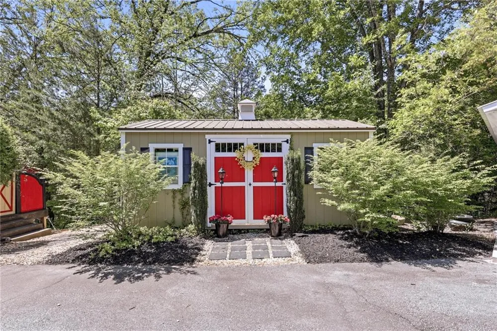 238 Currahee Circle Toccoa, GA 30577