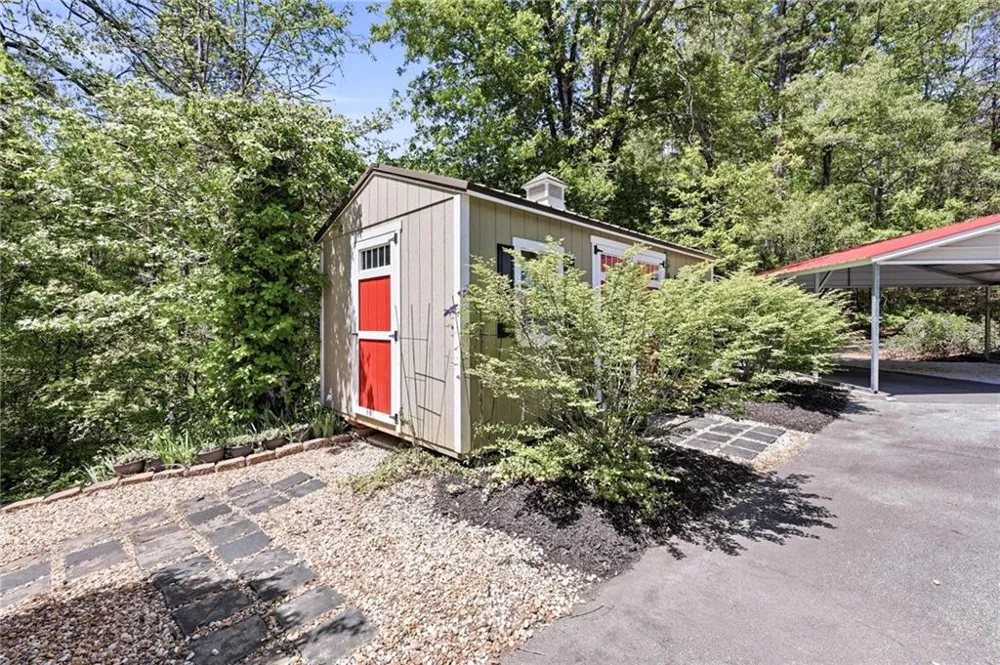 238 Currahee Circle Toccoa, GA 30577