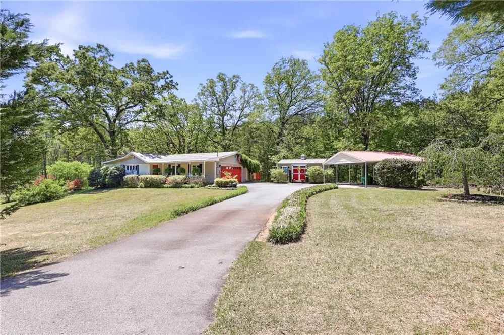 238 Currahee Circle Toccoa, GA 30577