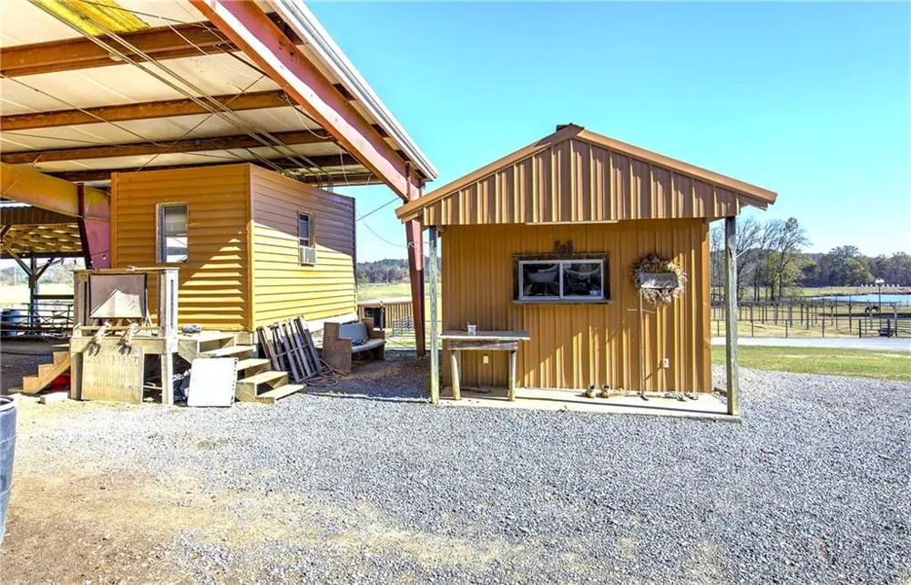 486 County Line Road Resaca, GA 30735