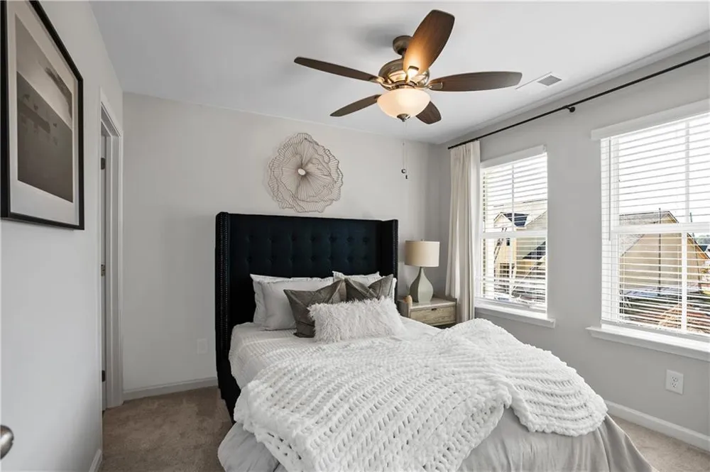 1150 Hunter Trail #Clove Acworth, GA 30102