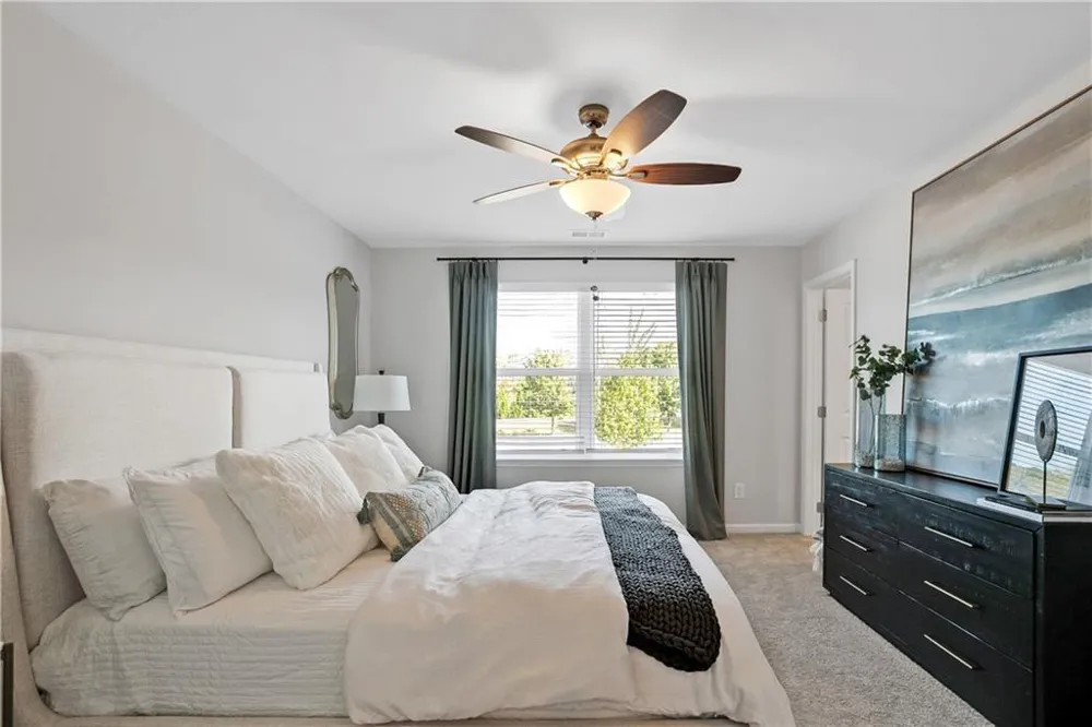 1150 Hunter Trail #Clove Acworth, GA 30102