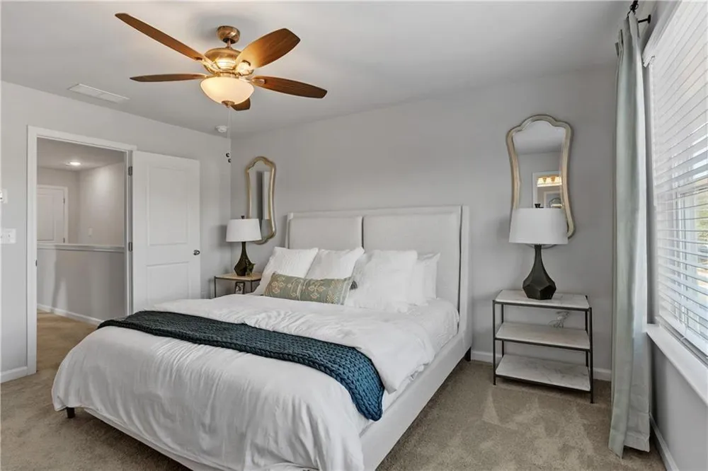 1150 Hunter Trail #Clove Acworth, GA 30102
