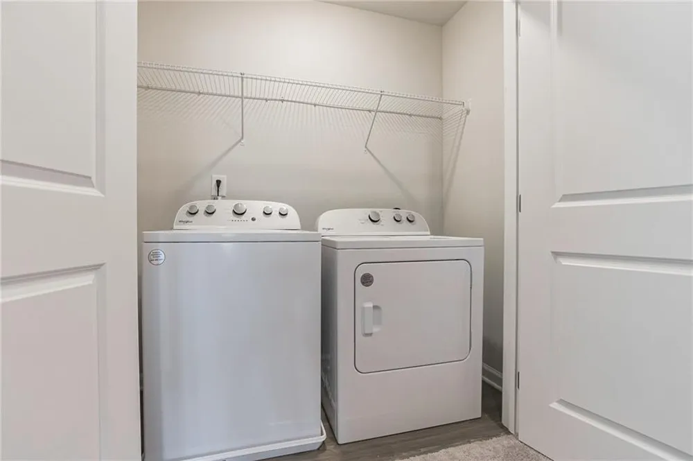 1150 Hunter Trail #Clove Acworth, GA 30102