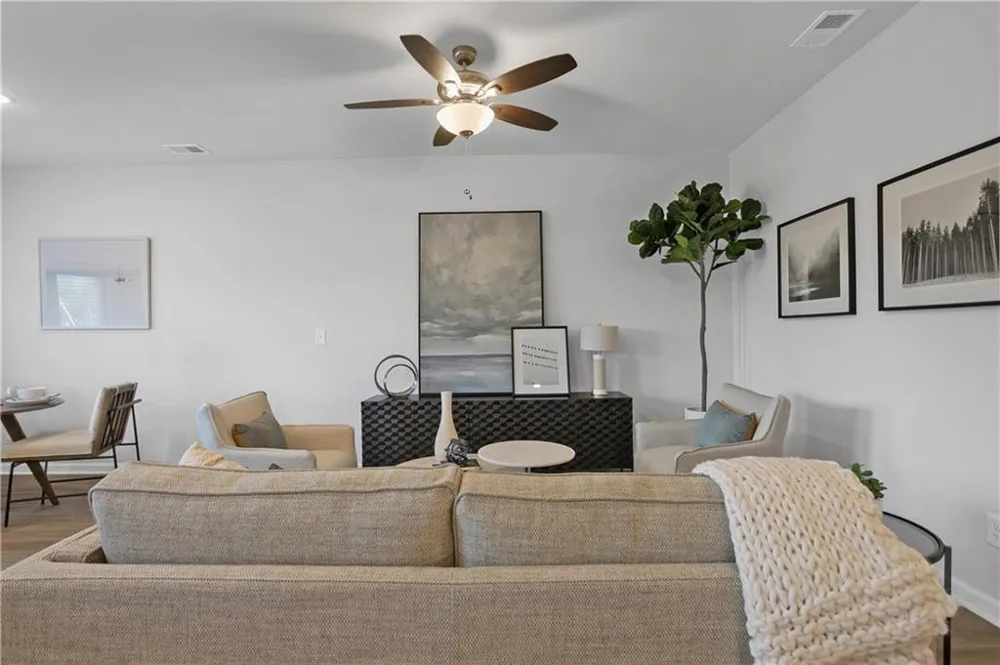 1150 Hunter Trail #Clove Acworth, GA 30102
