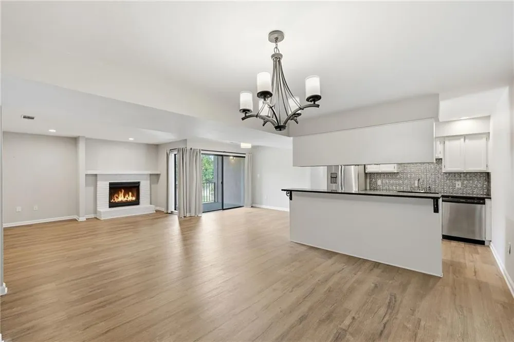 605 Candler Street #B13 Gainesville, GA 30501