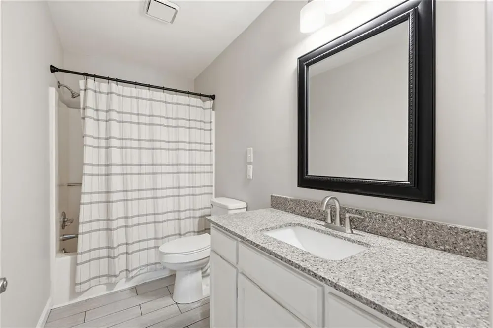 605 Candler Street #B13 Gainesville, GA 30501
