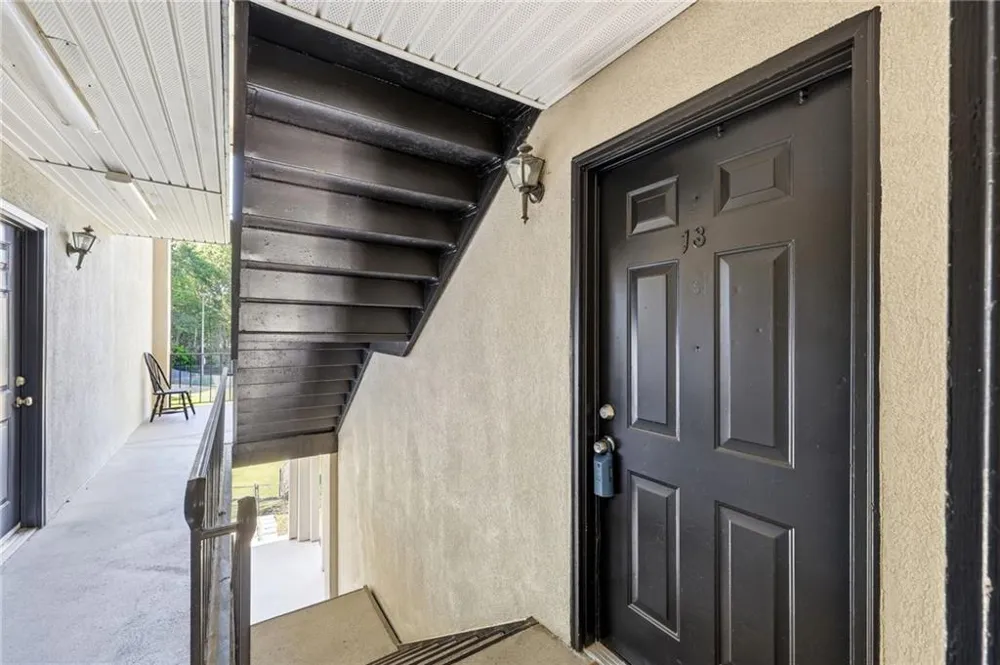 605 Candler Street #B13 Gainesville, GA 30501