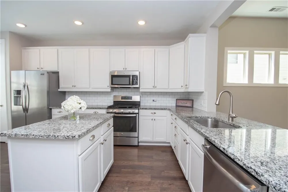 245 Spruce Pine Circle Peachtree City, GA 30269