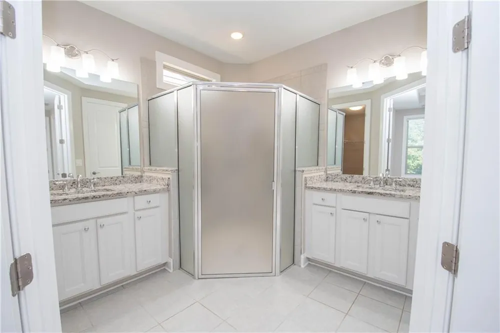 245 Spruce Pine Circle Peachtree City, GA 30269