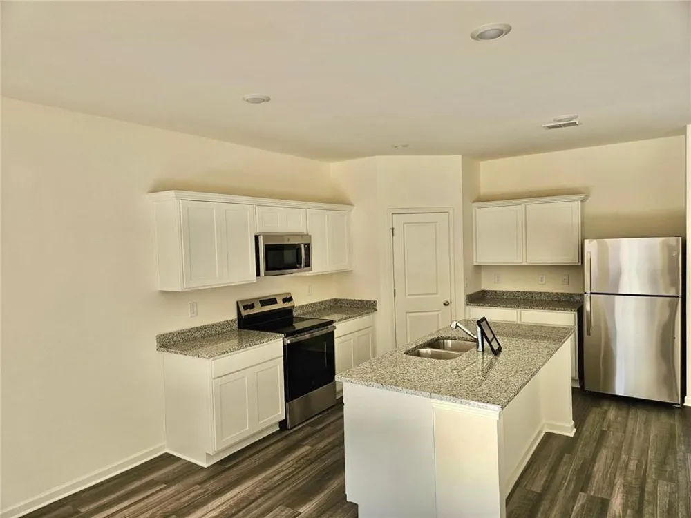 2229 Argento Circle Dacula, GA 30019