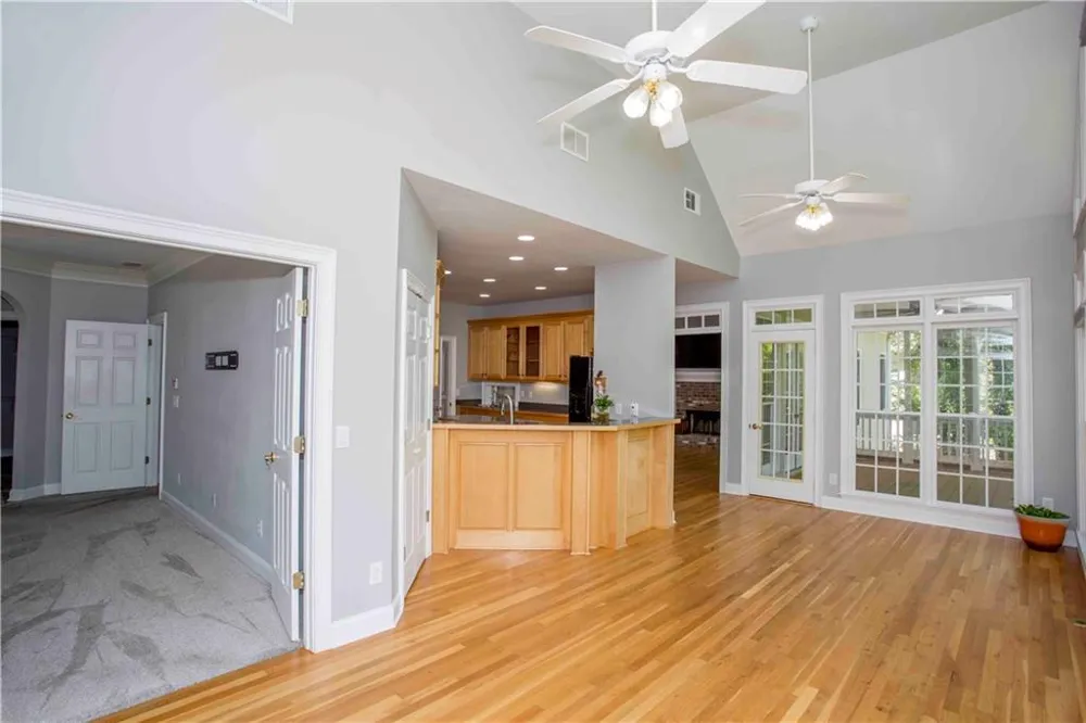 31 Rocky Circle NE White, GA 30184