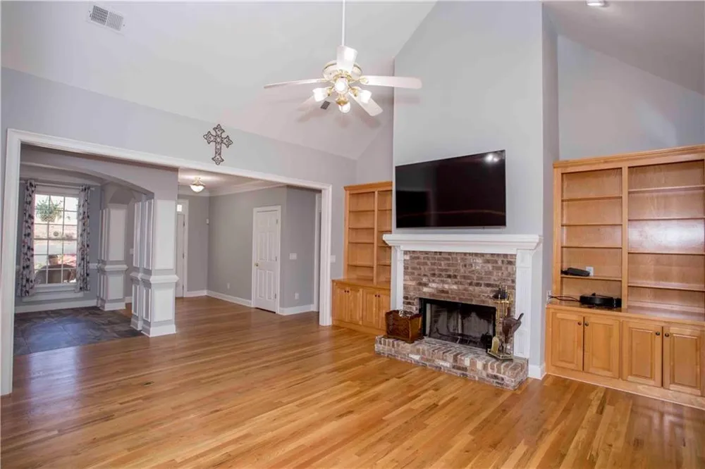 31 Rocky Circle NE White, GA 30184