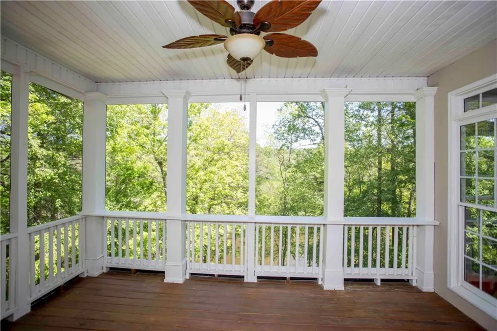 31 Rocky Circle NE White, GA 30184