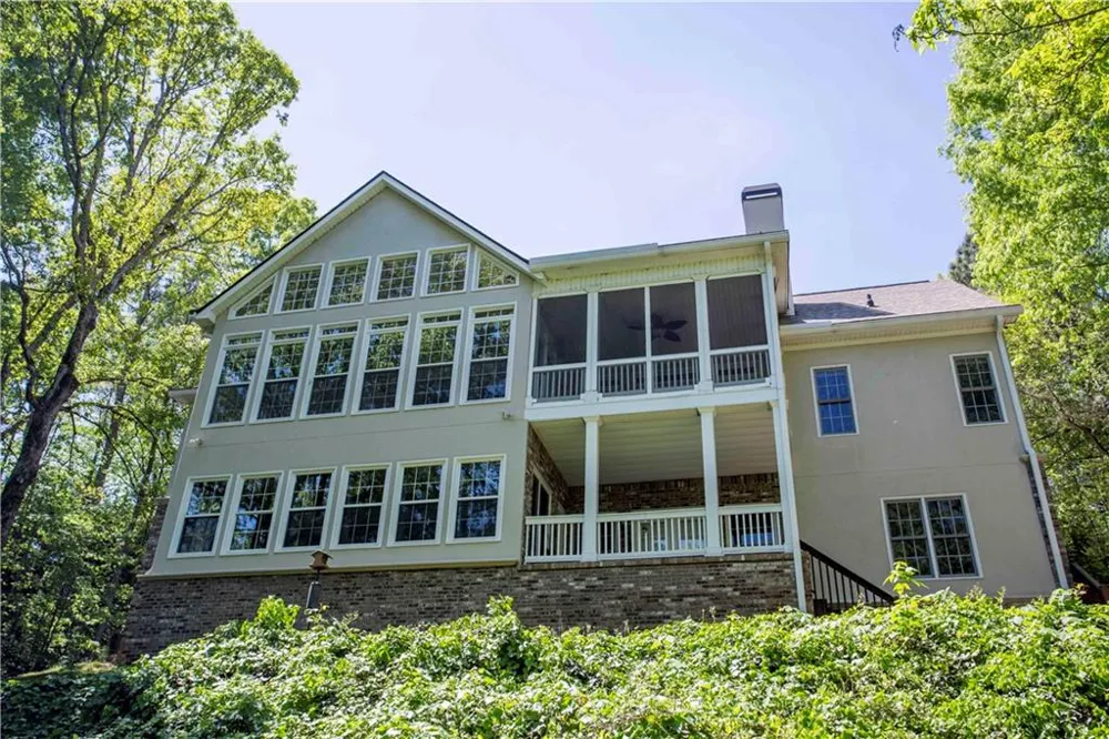 31 Rocky Circle NE White, GA 30184