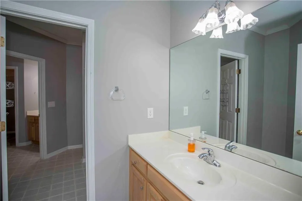 31 Rocky Circle NE White, GA 30184