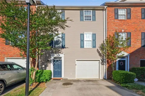 2402 Beaver Falls NW