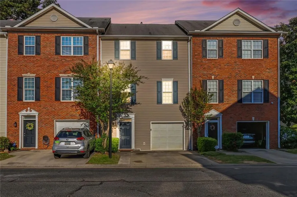 2402 Beaver Falls NW Norcross, GA 30071