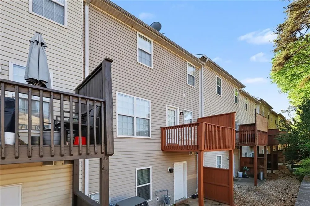 2402 Beaver Falls NW Norcross, GA 30071