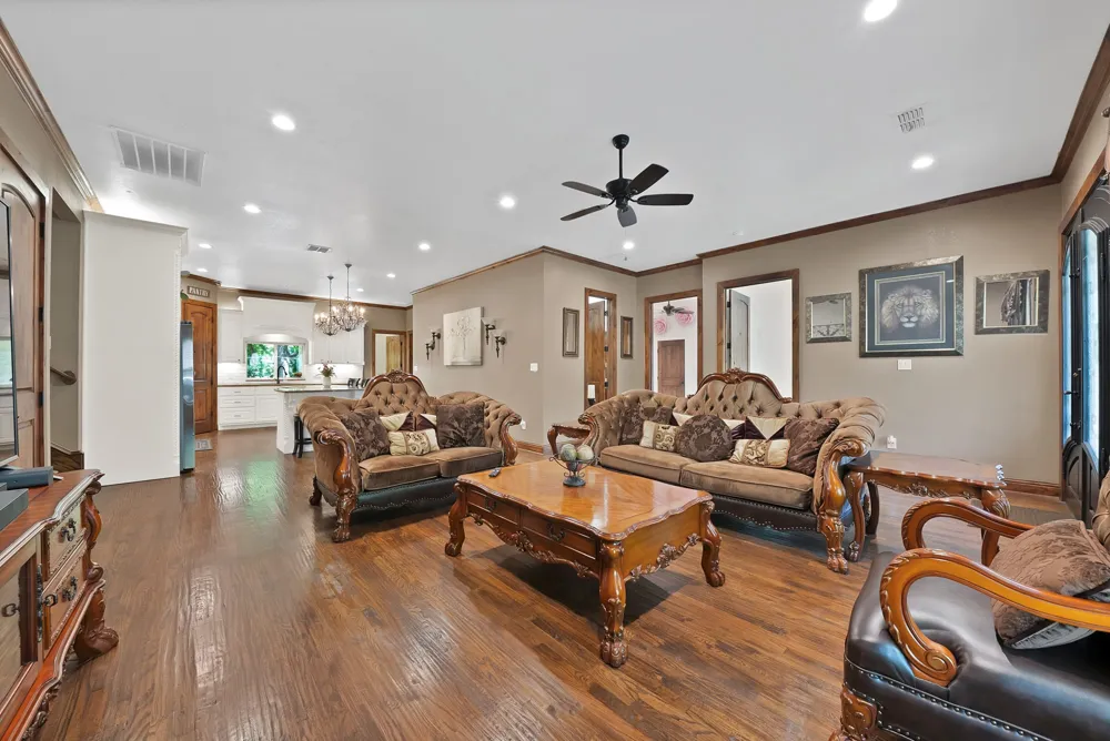 4713 Bernice Street Haltom City, TX 76117