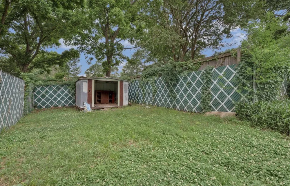 205 Lake Street Mooringsport, LA 71060