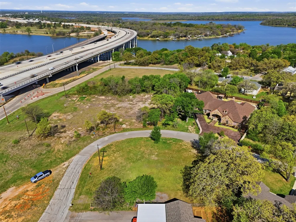 4236 Karen Lane Lake Worth, TX 76135