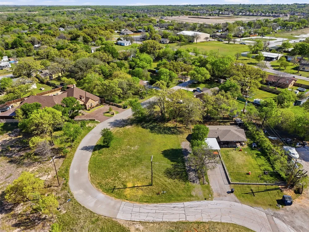 4236 Karen Lane Lake Worth, TX 76135