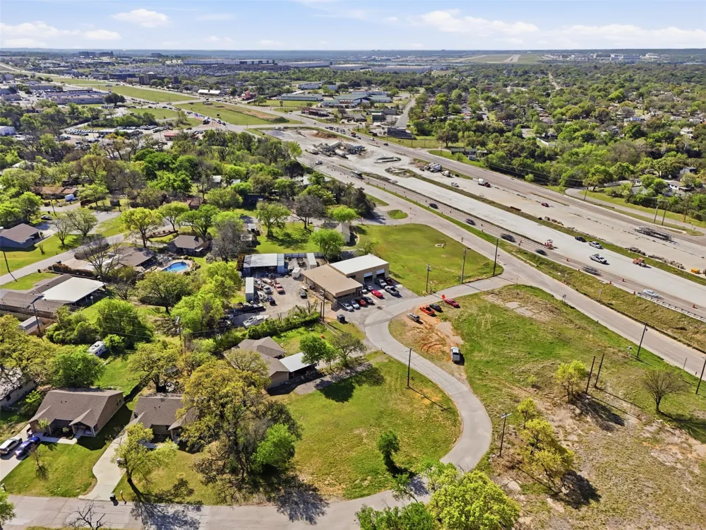 4236 Karen Lane Lake Worth, TX 76135
