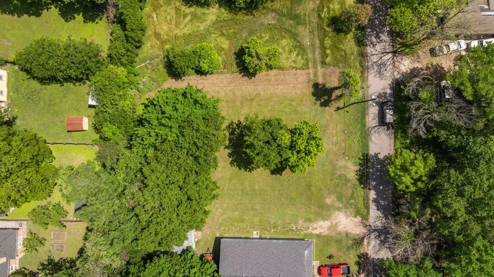 400 E Freeman Street Ennis, TX 75119