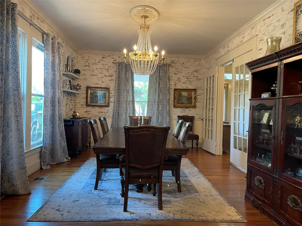702 S 9th Avenue Teague, TX 75860