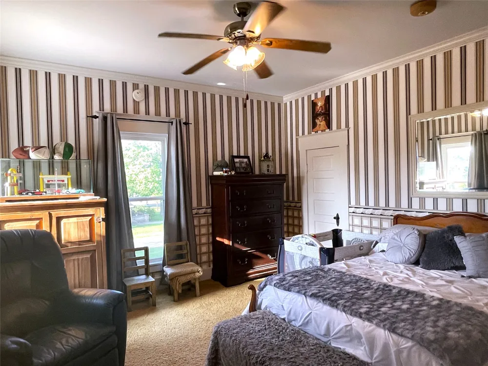 702 S 9th Avenue Teague, TX 75860