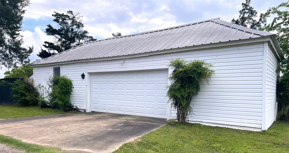 702 S 9th Avenue Teague, TX 75860