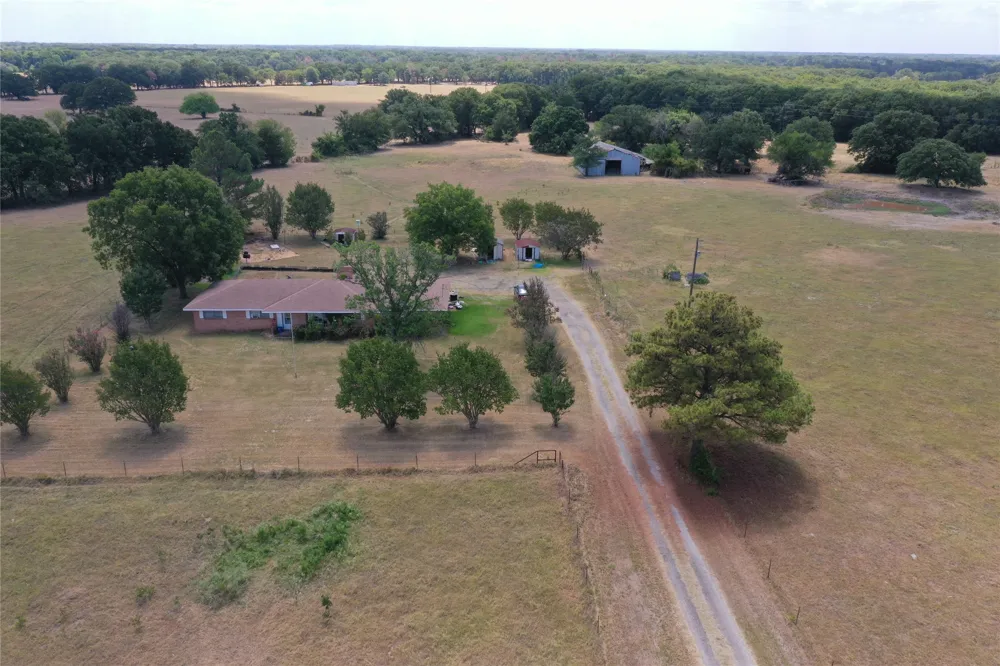 8627 CO RD 4096 Scurry, TX 75158
