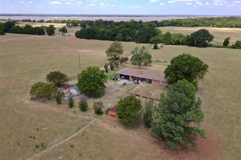 8627 CO RD 4096 Scurry, TX 75158