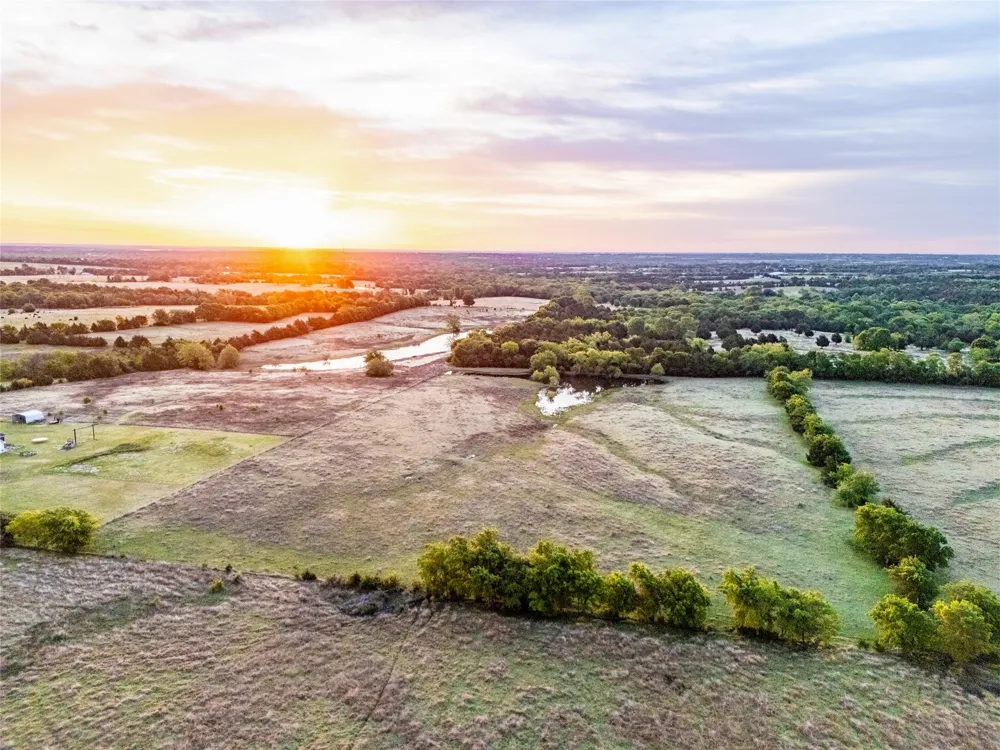 950 OLD IDA ROAD Sherman, TX 75090