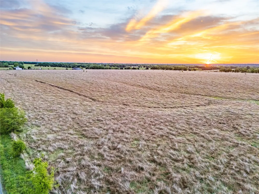 950 OLD IDA ROAD Sherman, TX 75090