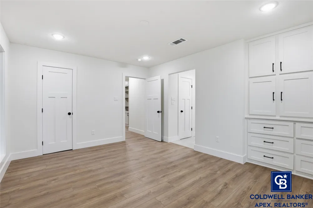 11458 State Highway 171 Covington, TX 76636