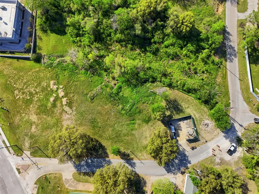 7019 Edgemere Place Lake Worth, TX 76135