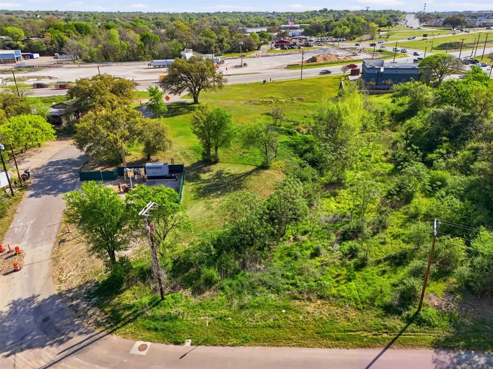 7019 Edgemere Place Lake Worth, TX 76135