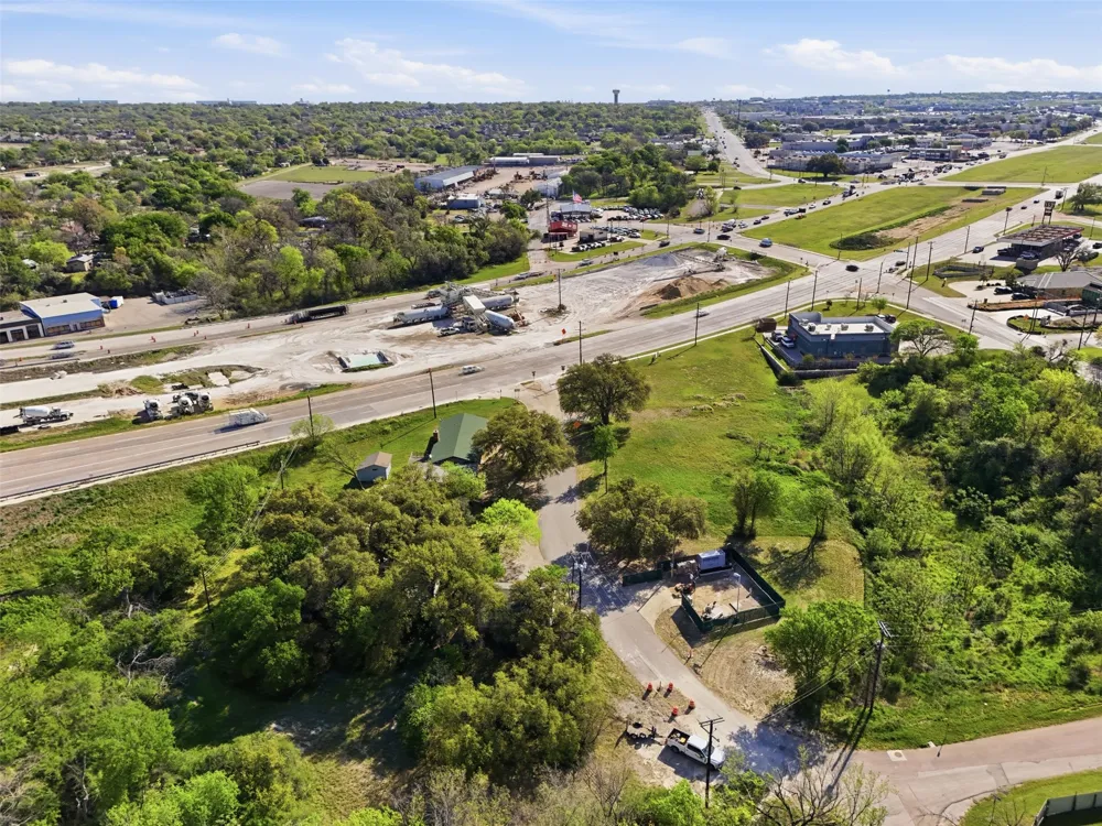 7019 Edgemere Place Lake Worth, TX 76135