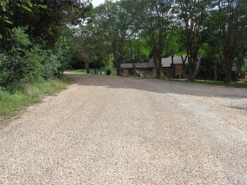 261 County Road 1766 Clifton, TX 76634